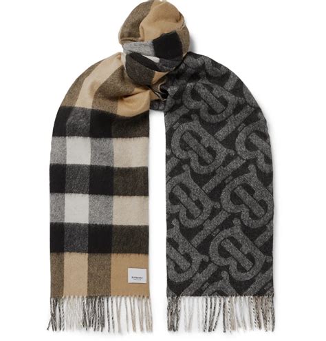 burberry reversible scarf|Burberry scarf vs real.